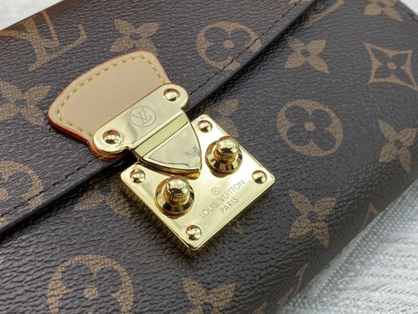 LVコピーウォレット角部分ディテール